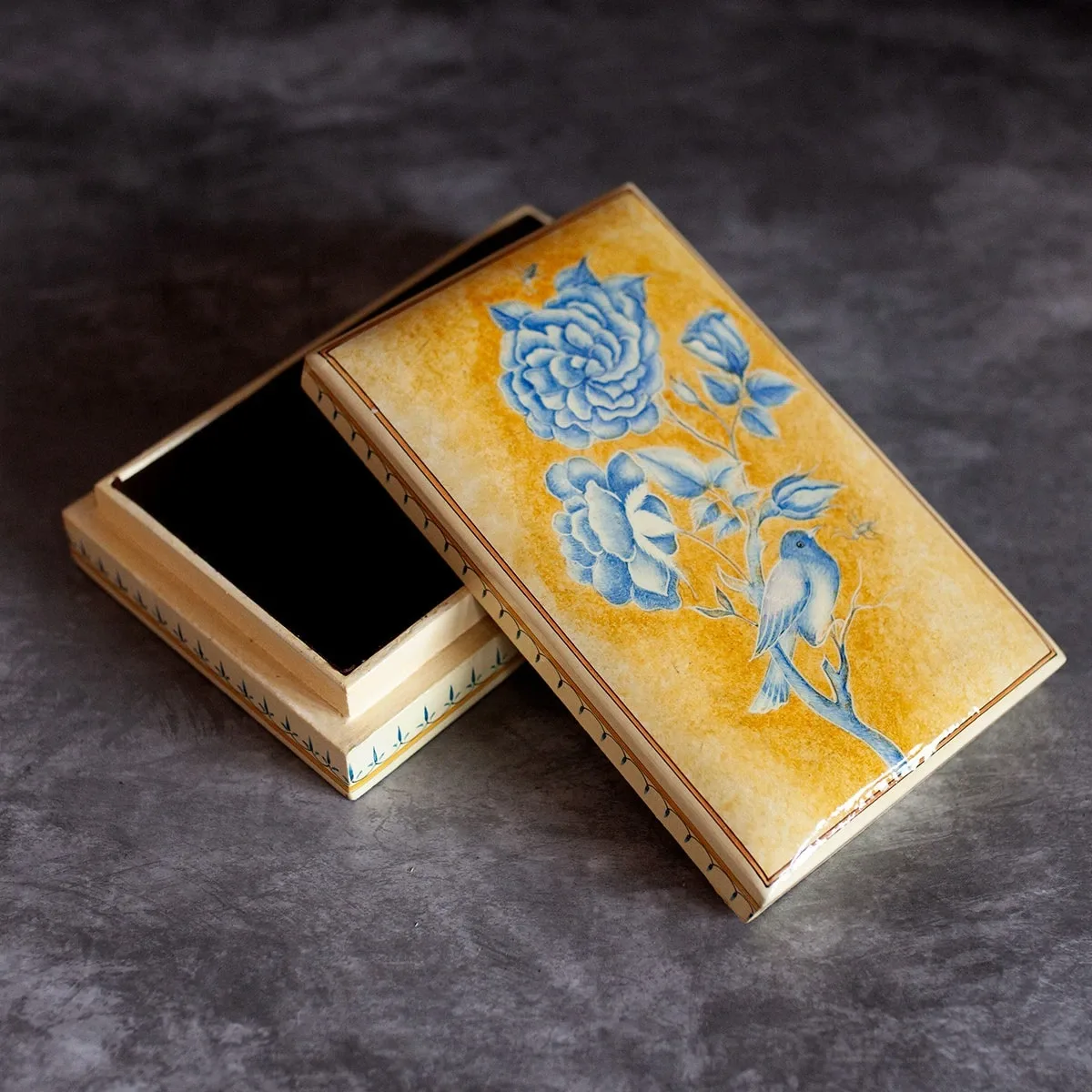 Flate box ( Flower Design ) - Assorted Designs